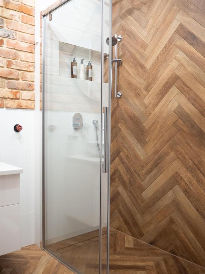 Brick House - Apartament Zoska Wroclaw Bagian luar foto