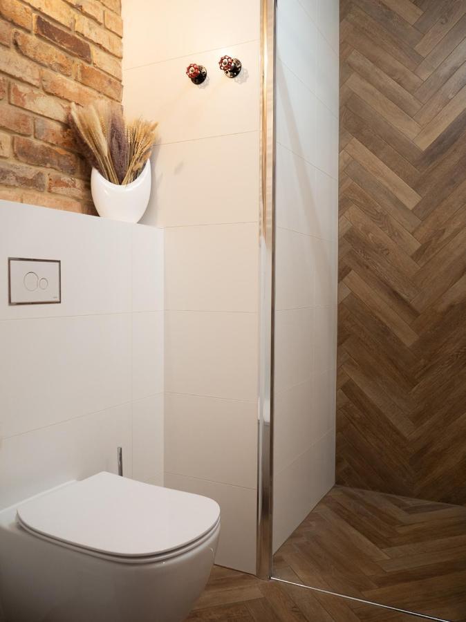 Brick House - Apartament Zoska Wroclaw Bagian luar foto